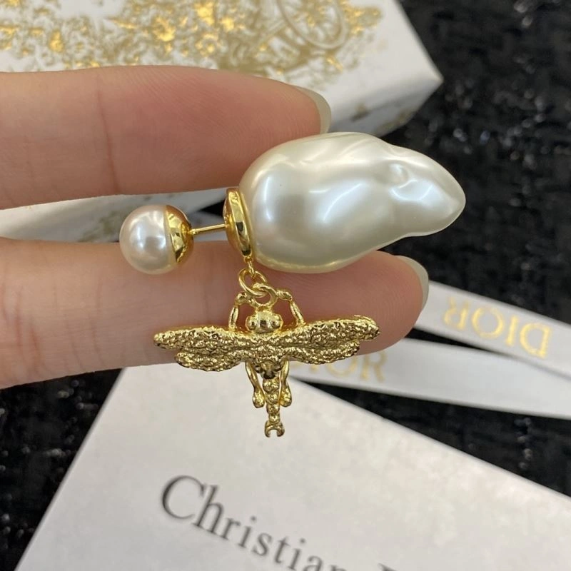 RelaxedFit Christian Dior Earrings 234866