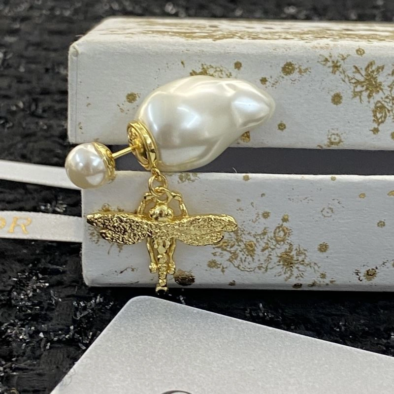 RelaxedFit Christian Dior Earrings 234866