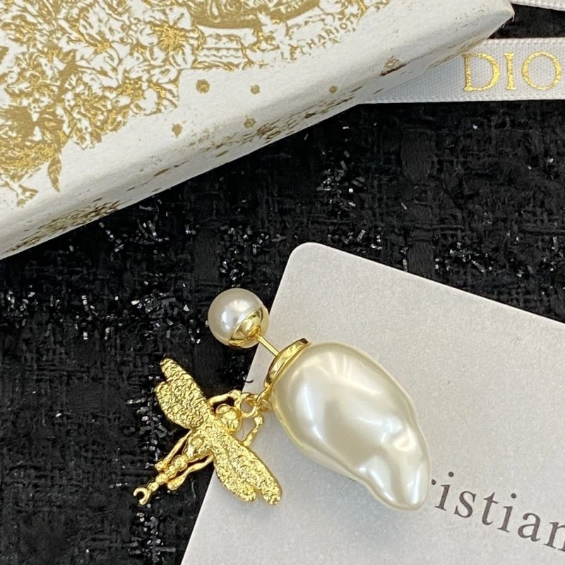RelaxedFit Christian Dior Earrings 234866