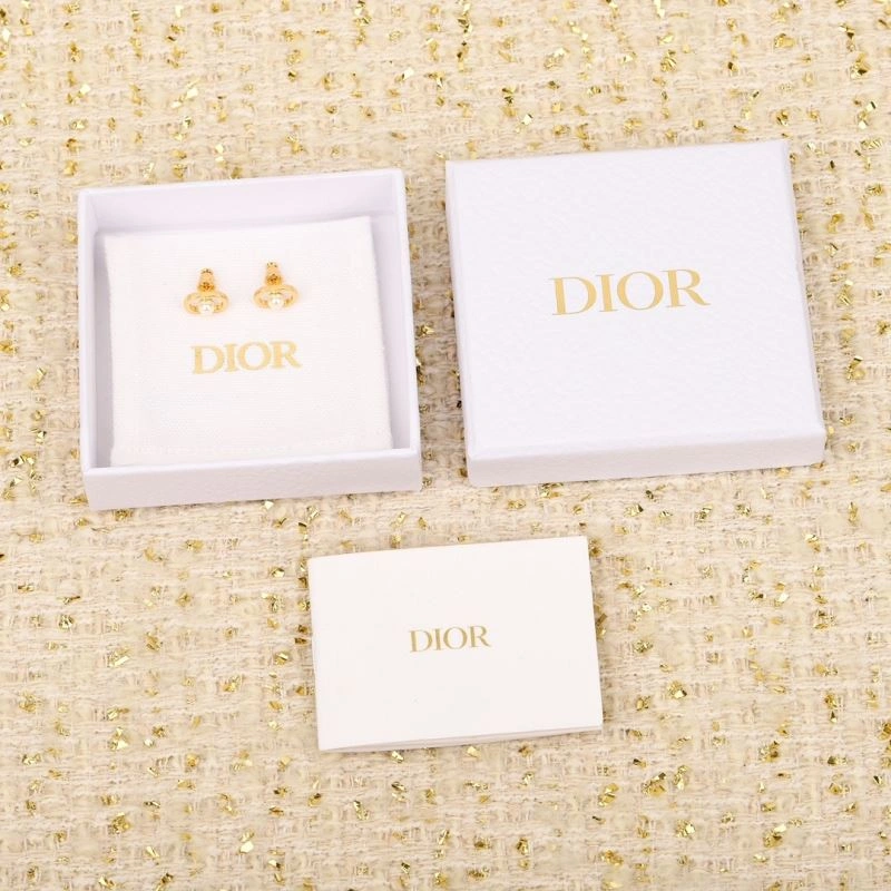 Christian Dior Earrings EasyMatch 234638