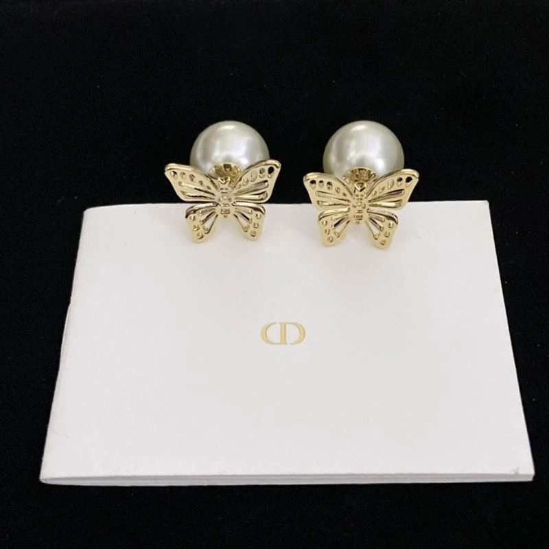 Cozy Christian Dior Earrings 234572