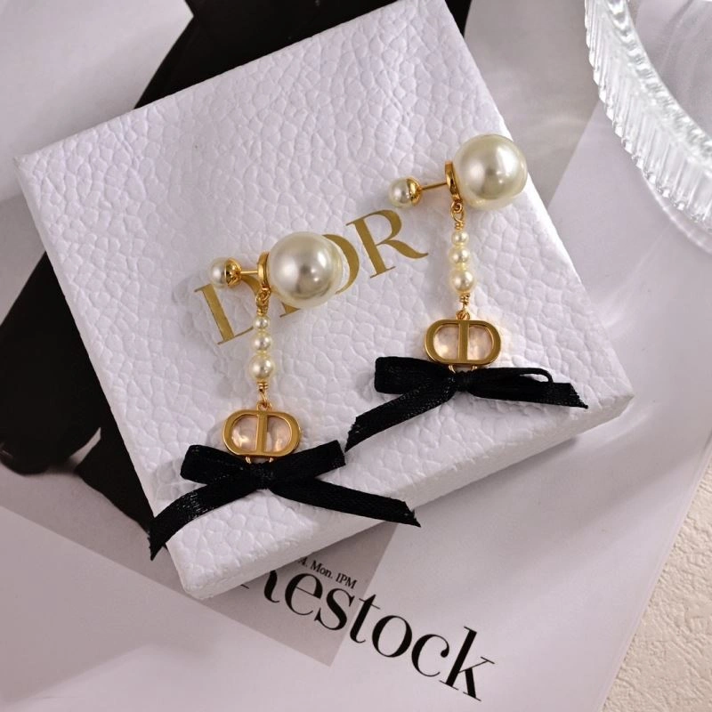 Christian Dior Earrings Durable 234578