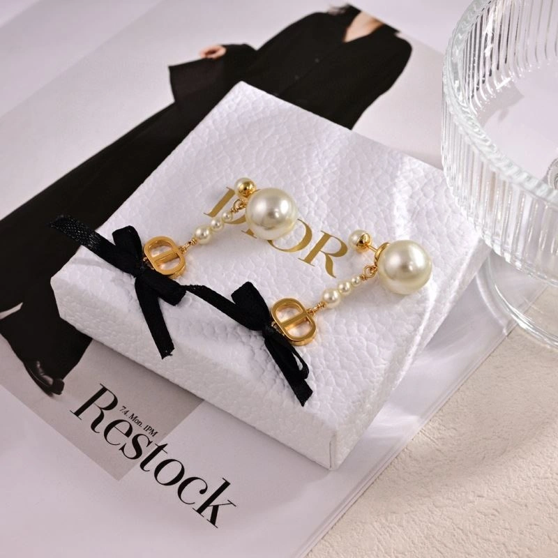 Christian Dior Earrings Durable 234578