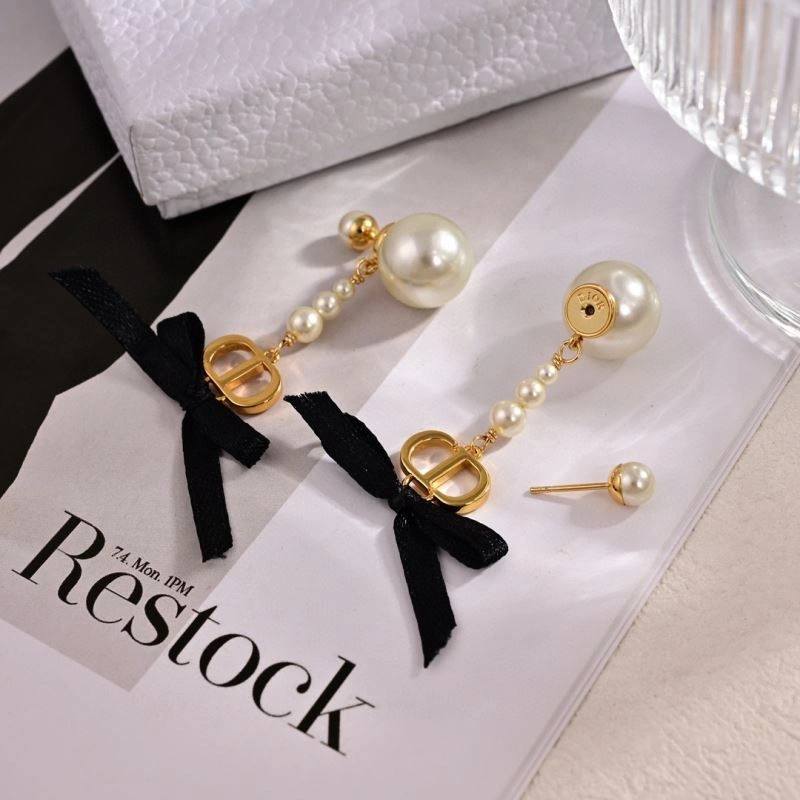 Christian Dior Earrings Durable 234578