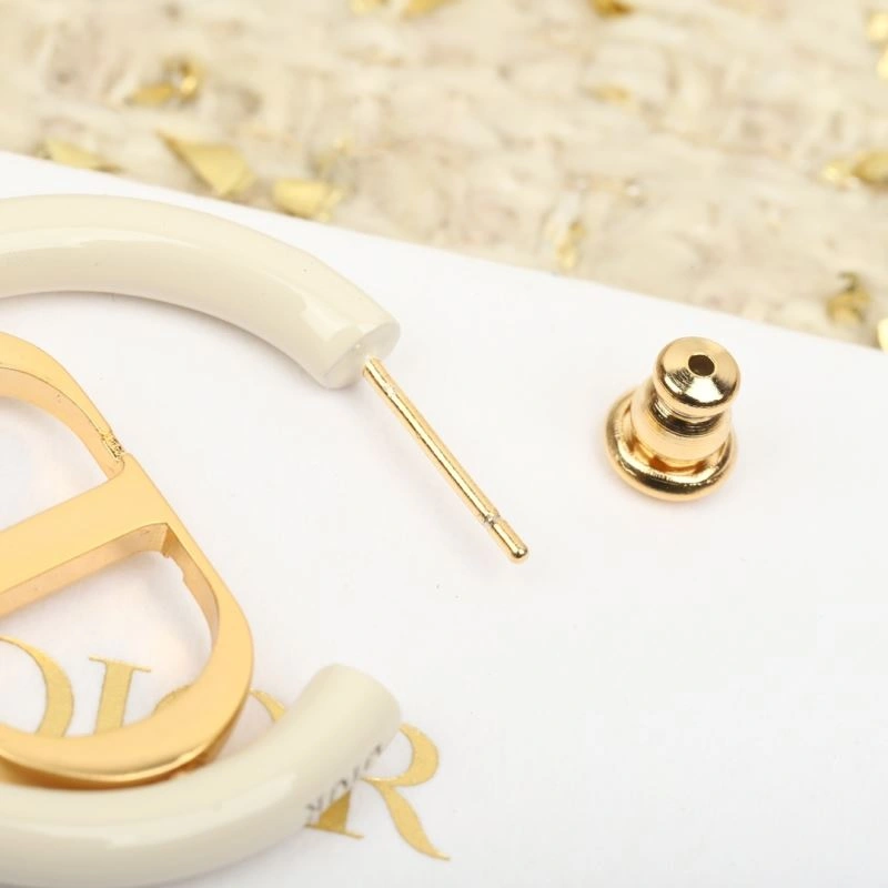 Supportive Christian Dior Earrings 234549