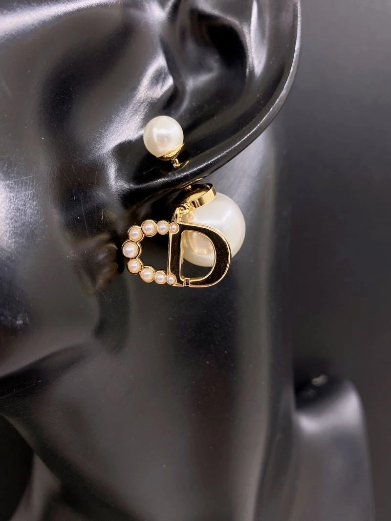 Christian Dior Earrings Popular 234540