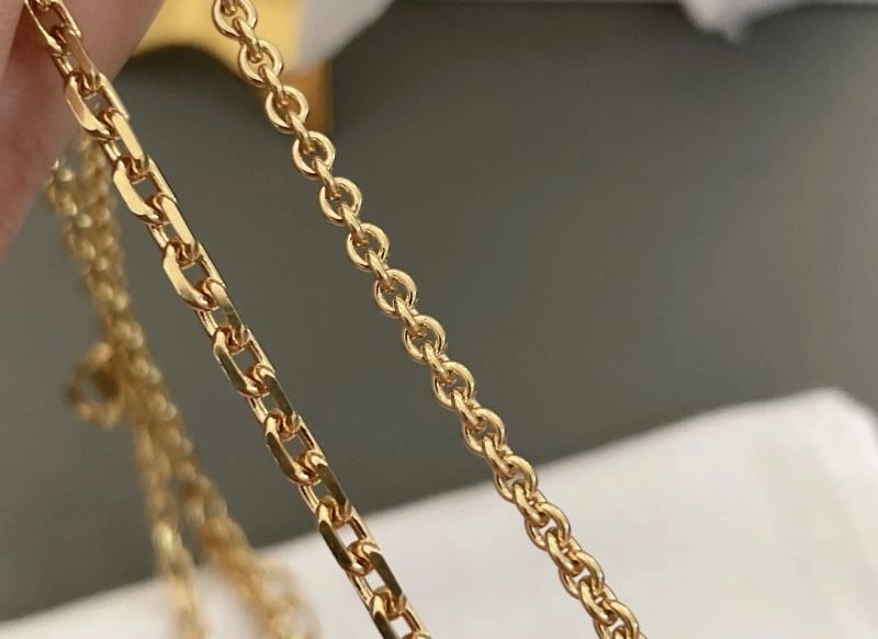 Christian Dior Earrings Youthful 234532