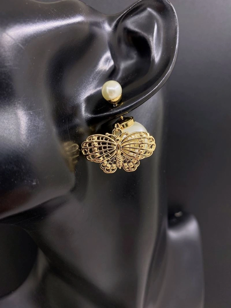 Comfortable Christian Dior Earrings 234513