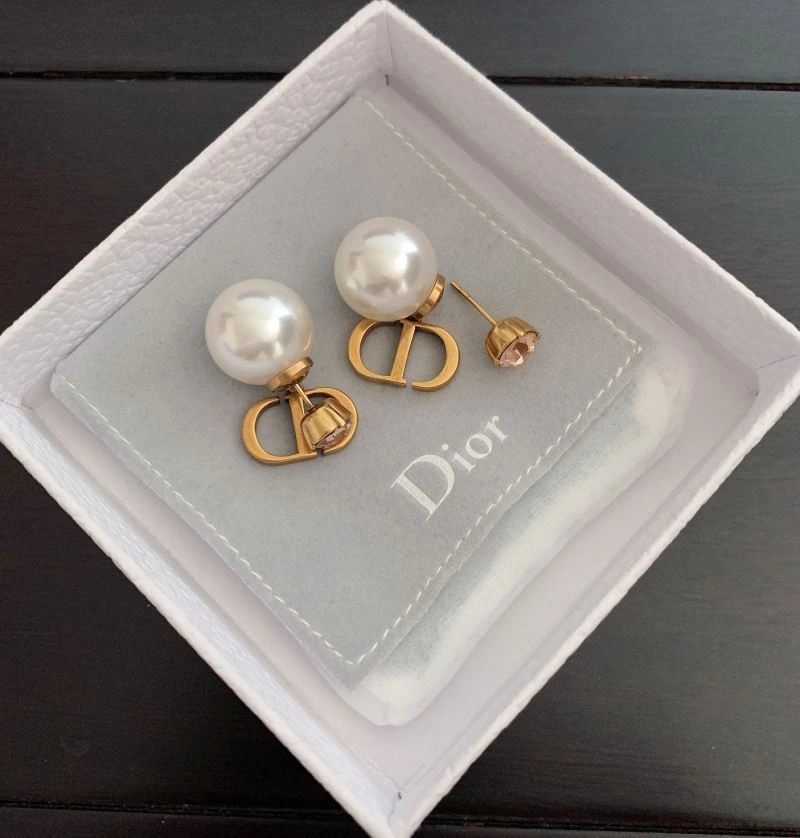 Soft Christian Dior Earrings 234561