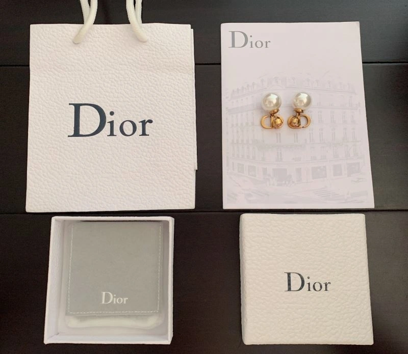 Soft Christian Dior Earrings 234561