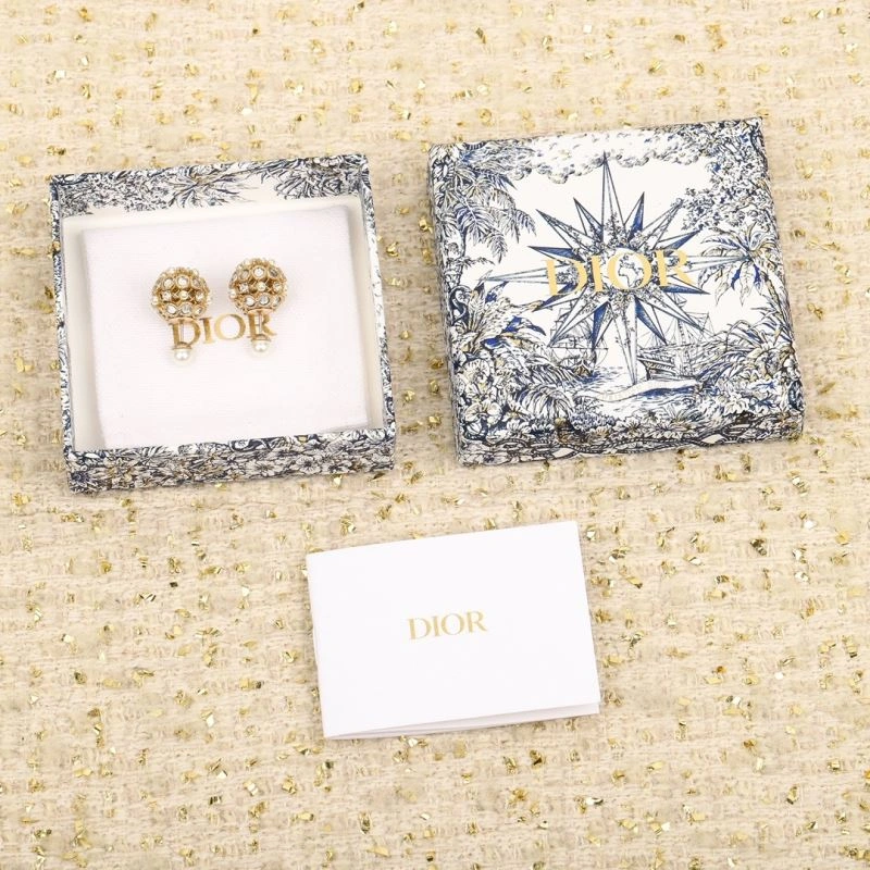 Christian Dior Earrings Cozy 234539