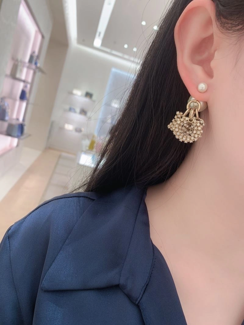 Christian Dior Earrings Timeless 234483