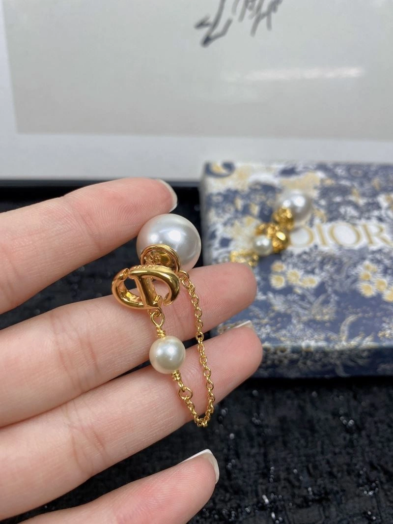 Christian Dior Earrings ComfortFit 234482