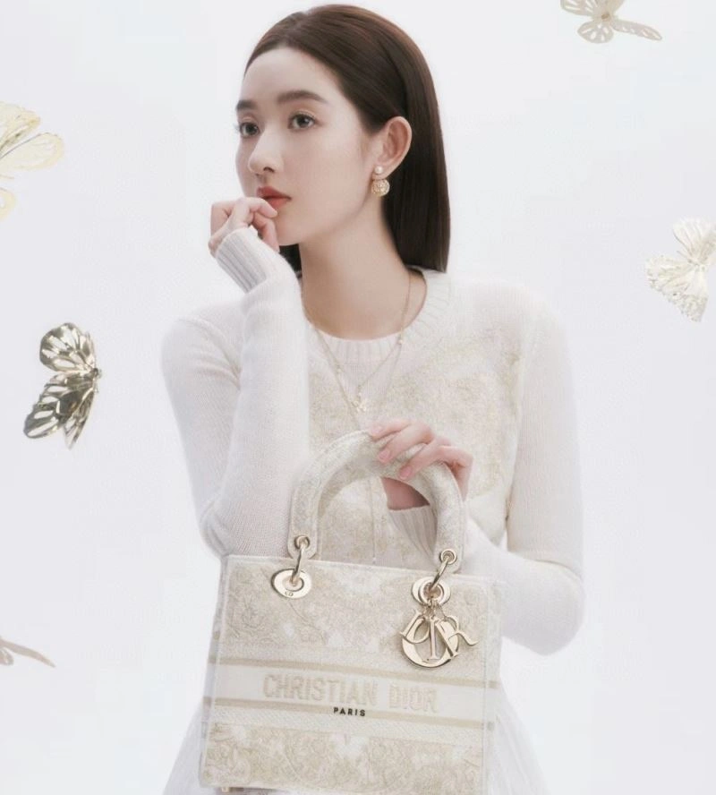HighQuality Christian Dior Earrings 234459