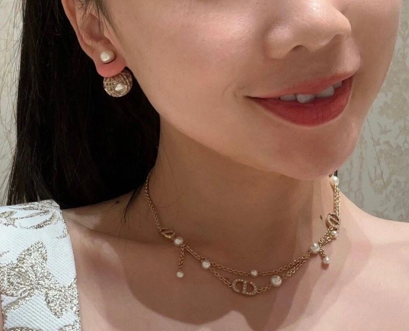 HighQuality Christian Dior Earrings 234459