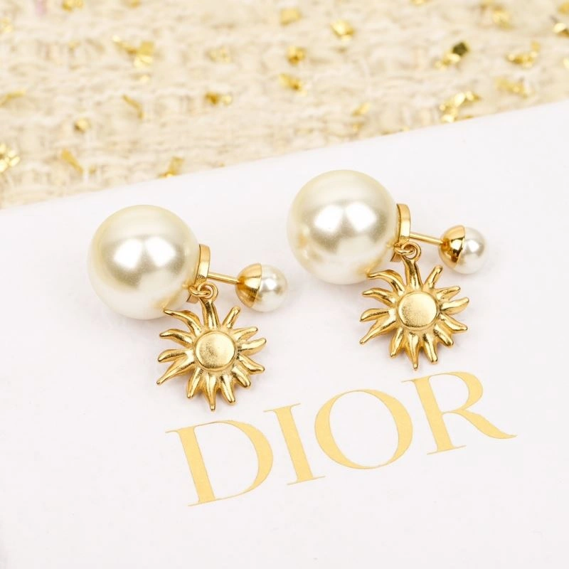 Contemporary Christian Dior Earrings 234435