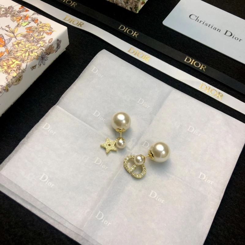 Christian Dior Earrings Durable 234491