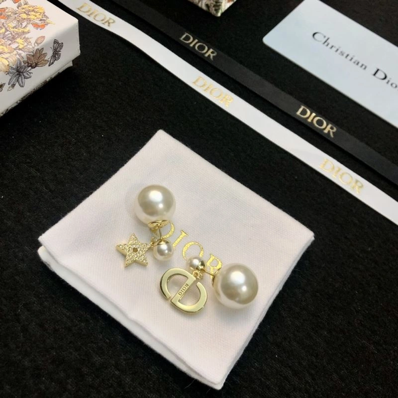 Christian Dior Earrings Durable 234491