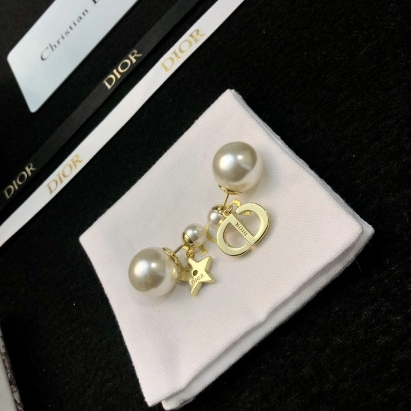 Christian Dior Earrings Durable 234491