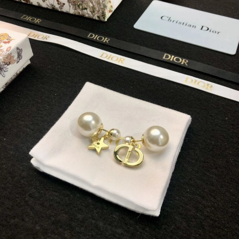 Christian Dior Earrings Durable 234491