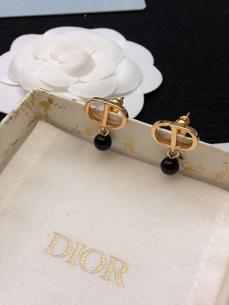 Christian Dior Earrings Compact 234444