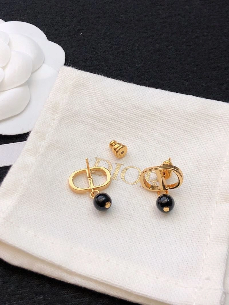 Christian Dior Earrings Compact 234444