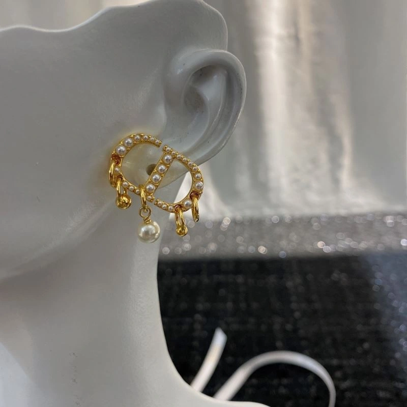 Soft Christian Dior Earrings 234421