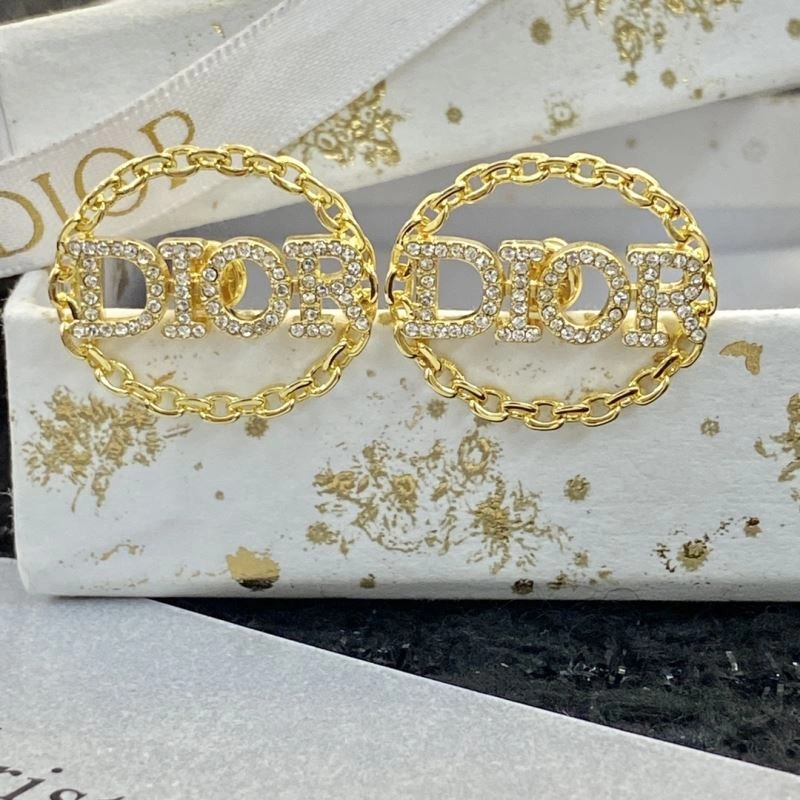 UrbanChic Christian Dior Earrings 234413