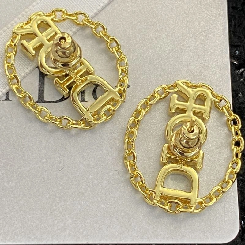 UrbanChic Christian Dior Earrings 234413