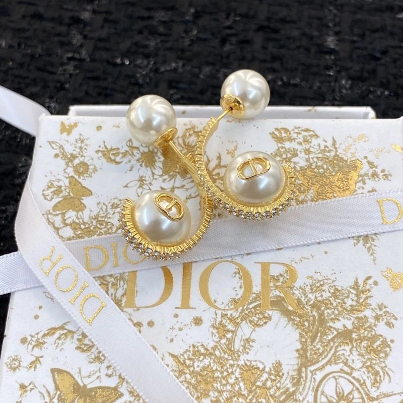 Christian Dior Earrings Unique 234402