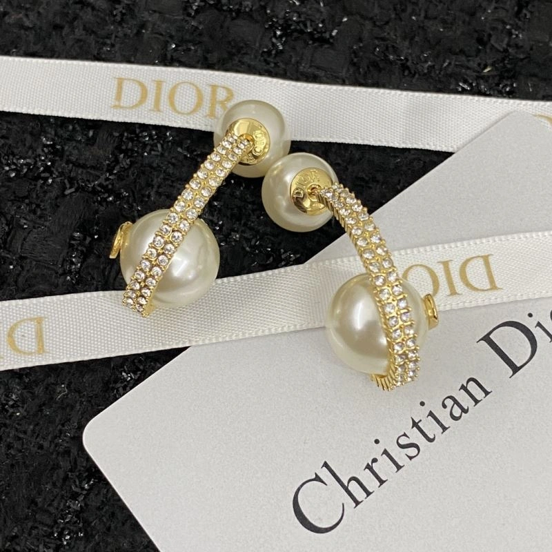 Christian Dior Earrings Unique 234402