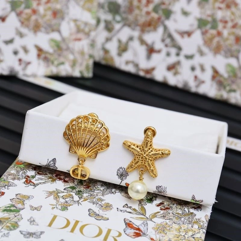 SmoothTexture Christian Dior Earrings 234279