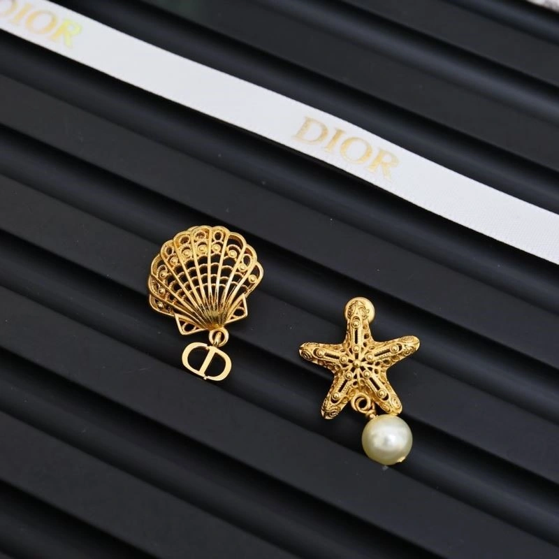 SmoothTexture Christian Dior Earrings 234279