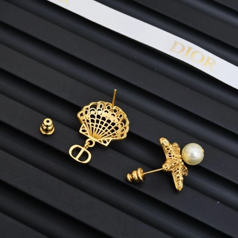 SmoothTexture Christian Dior Earrings 234279