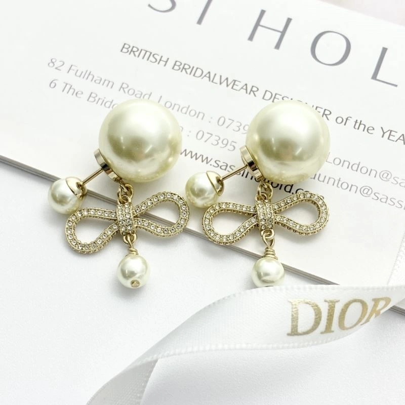 Christian Dior Earrings RelaxedFit 234213