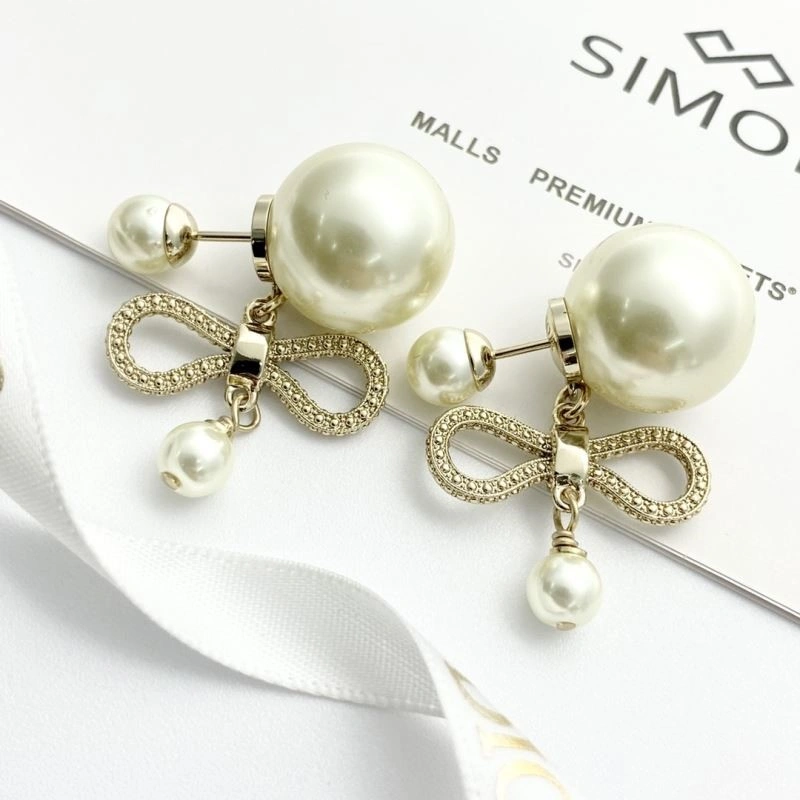 Christian Dior Earrings RelaxedFit 234213