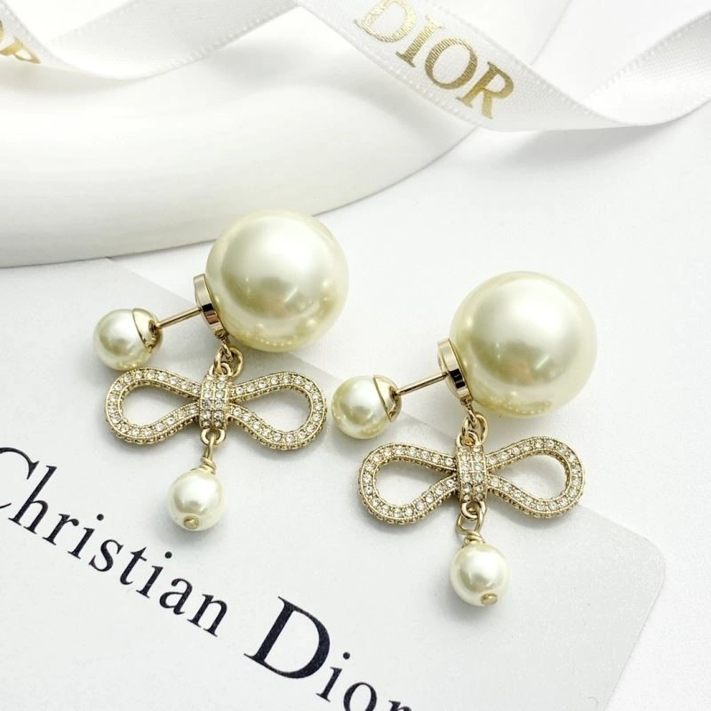 Christian Dior Earrings RelaxedFit 234213