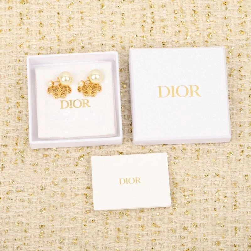 Christian Dior Earrings Comfortable 234216