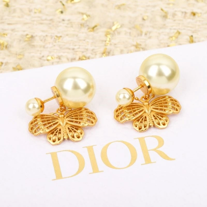 Christian Dior Earrings Comfortable 234216
