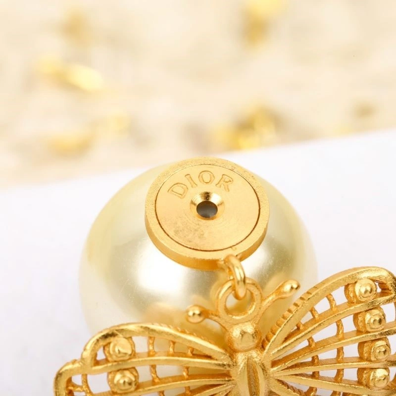 Christian Dior Earrings Comfortable 234216