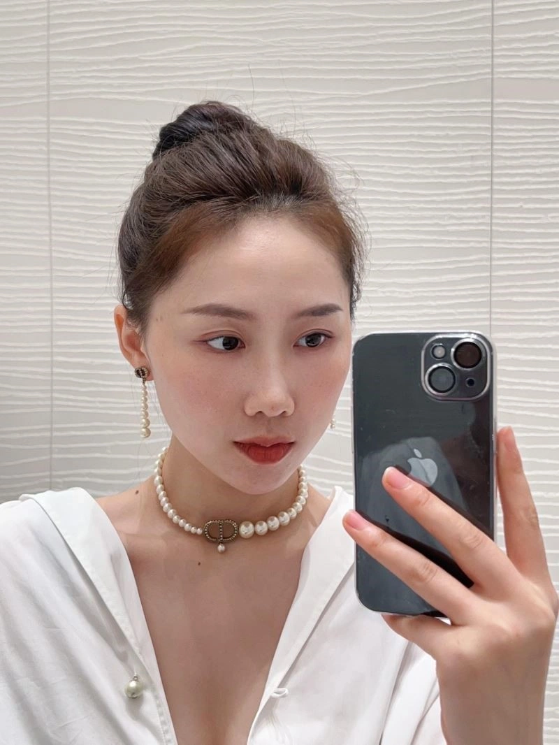 Christian Dior Earrings WellDesigned 234207