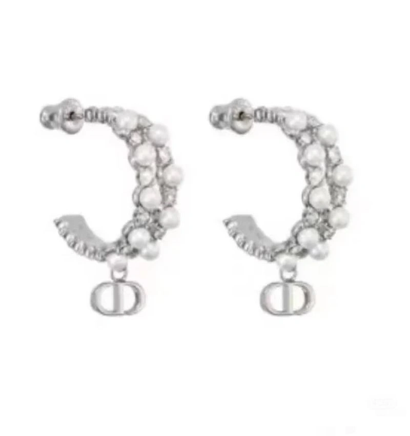 Christian Dior Earrings Refined 234242