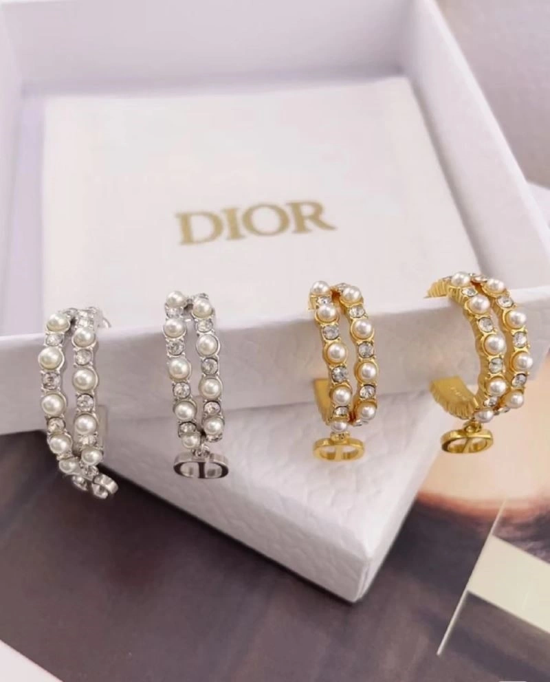 Christian Dior Earrings Refined 234242