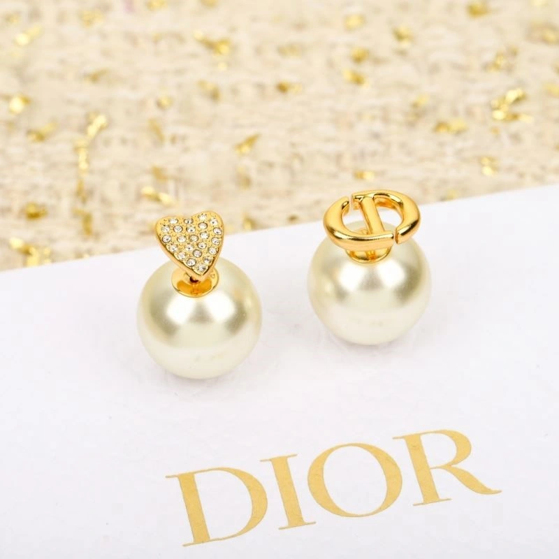 Classic Christian Dior Earrings 234168