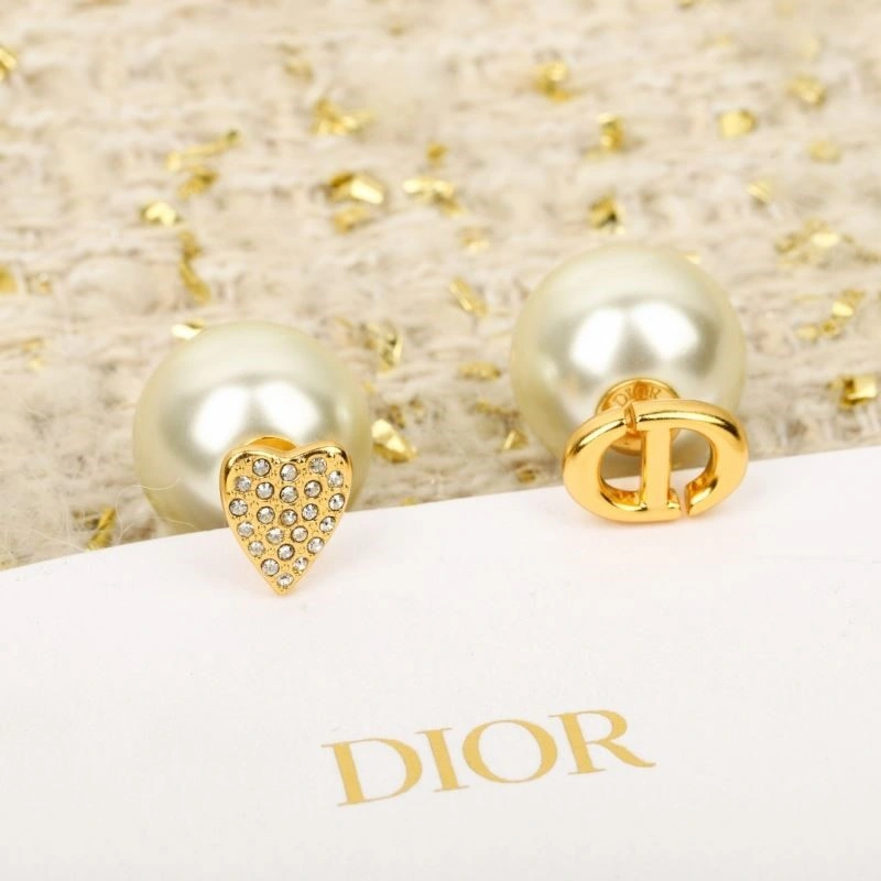 Classic Christian Dior Earrings 234168