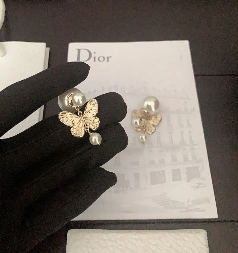 Efficient Christian Dior Earrings 234197