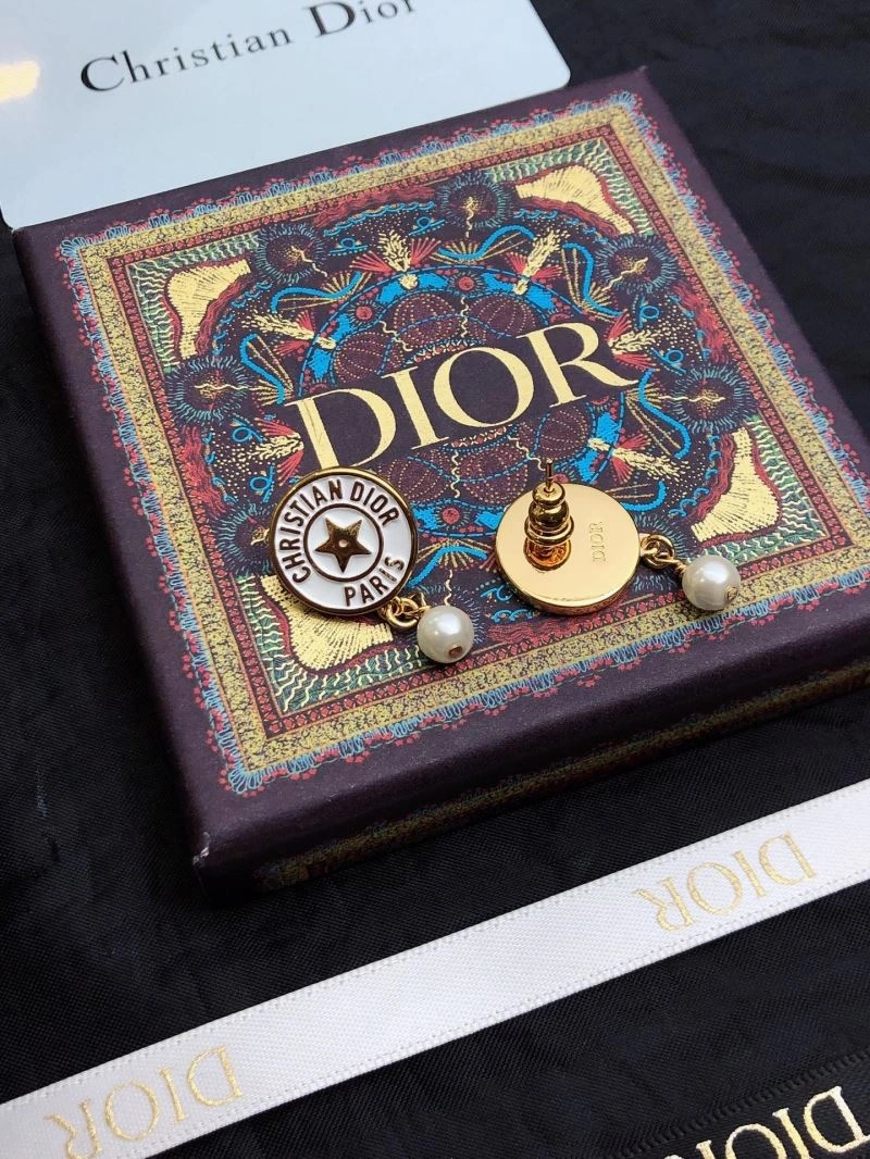 Christian Dior Earrings Soft 234150
