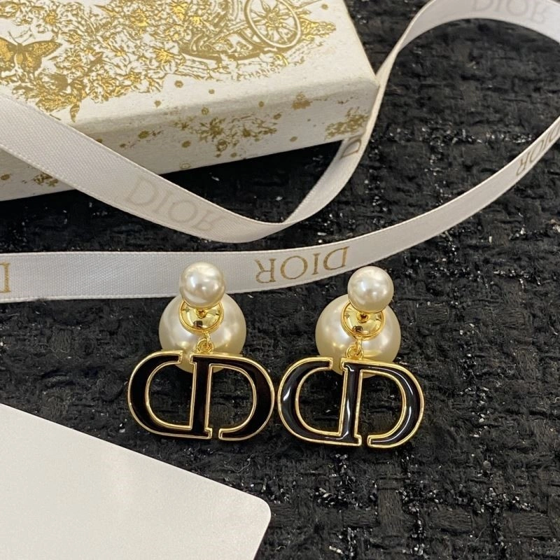 Christian Dior Earrings Flexible 234187