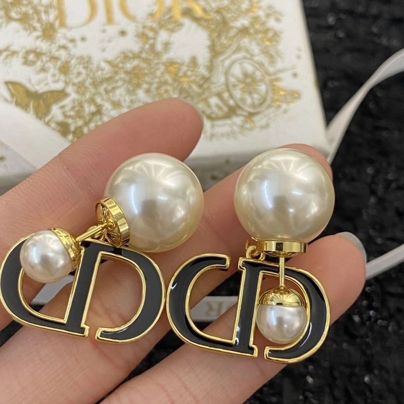 Christian Dior Earrings Flexible 234187