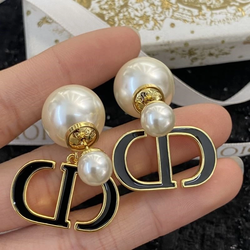 Christian Dior Earrings Flexible 234187